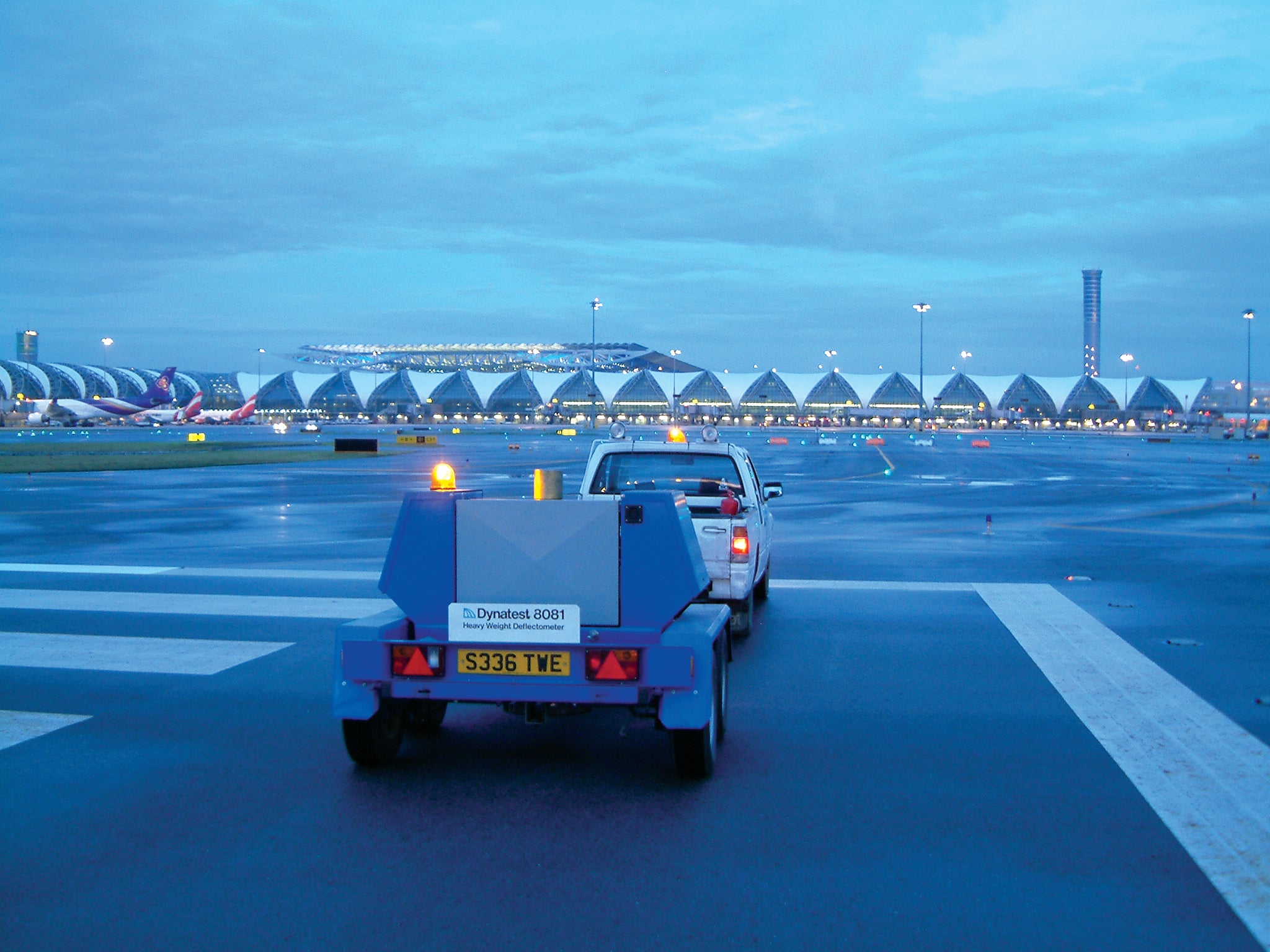 Heavy Weight Deflectometer | Hylec Controls